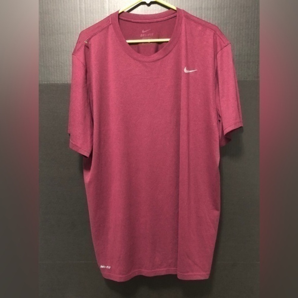 🕸️Nike Dri Fit Maroon Polyester solid color T-shirt